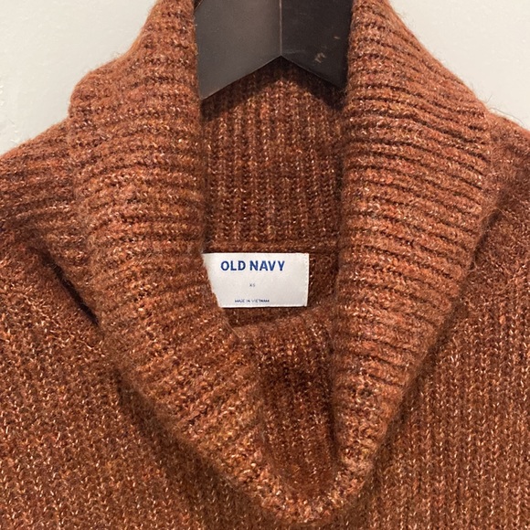 Old Navy Rust Knit Turtle Neck Sweater - Picture 3 of 7